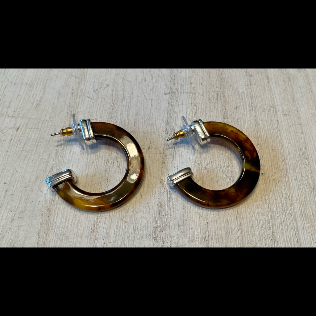 212 Chaps Hoops 6$
